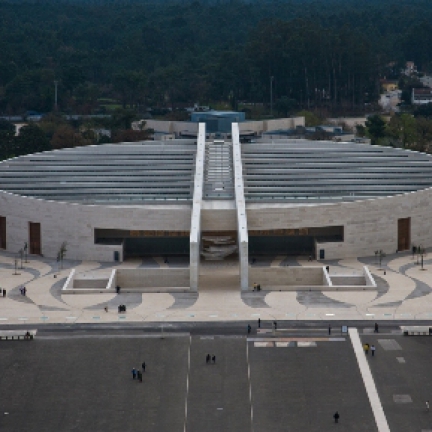 Igreja da Santíssima Trindade vence prémio internacional Santuário felicita Eng. Mota Freitas e equipa projectista
