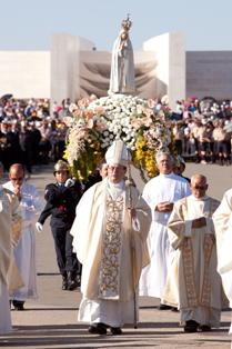 October 12/13: Archbishop of Moscow presided over the Anniversary Pilgrimage