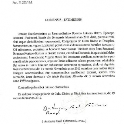 Decreto de elevação da Igreja da Santíssima Trindade a Basílica