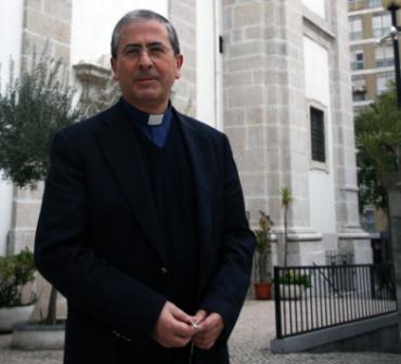D. José Augusto Traquina: «Fátima, lugar privilegiado do encontro com Deus» Novo bispo auxiliar de Lisboa confia o seu ministério episcopal a Nossa Senhora de Fátima