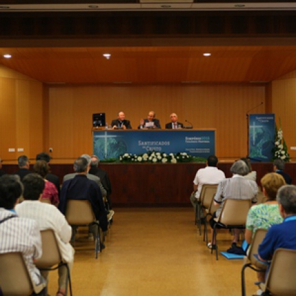 “A Santidade é proposta a todos e está presente no mundo”, refere o Bispo de Leiria-Fátima