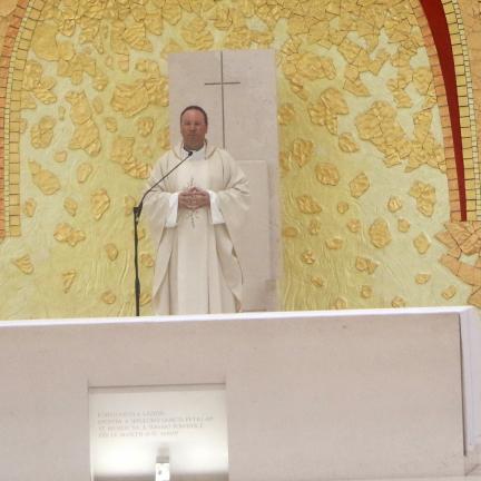 «Não podemos ficar apáticos e indiferentes perante o sofrimento e as necessidades dos outros», afirma reitor do Santuário de Fátima