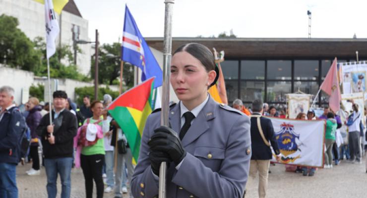 d0322071.jpg