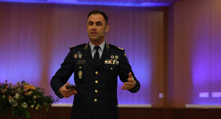 d0333671.jpg