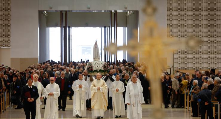 Reitor do Santuário apresentou Nossa Senhora como refúgio e modelo para os cristãos