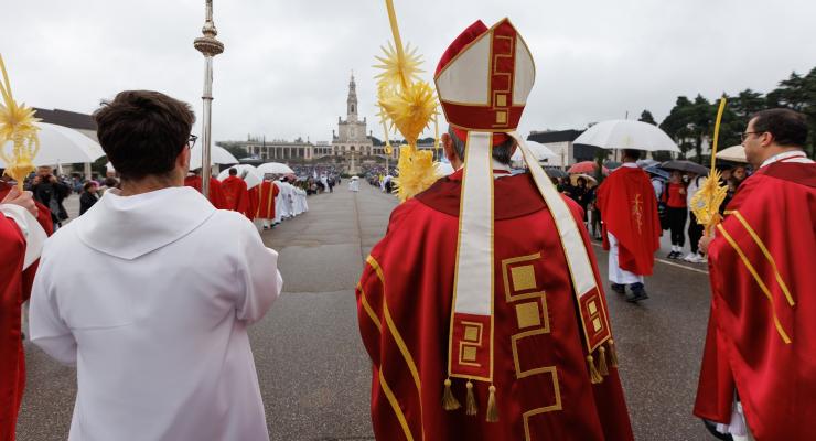 Paixão do Senhor convida a peregrinar às fontes do amor e da fé