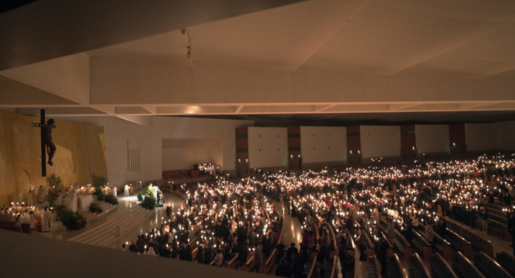 “Jesus Cristo ressuscitado é luz que ilumina as nossas vidas”