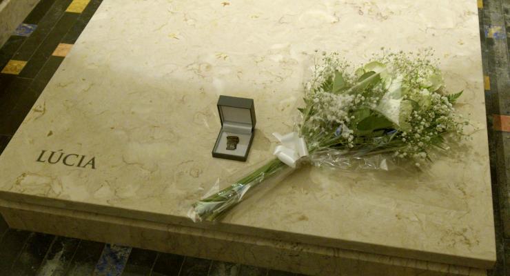 Shrapnel from a Ukraine War Bomb Left Beside Sister Lucia's tomb in a Prayer for Peace