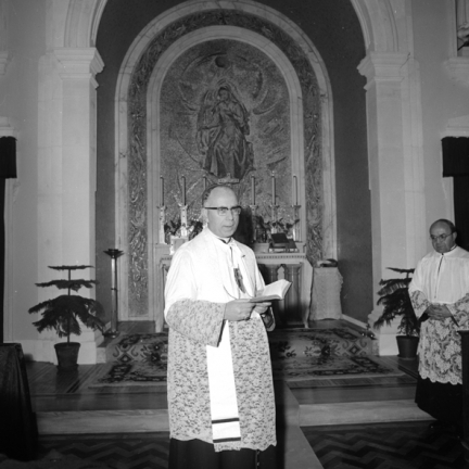 D. João Venâncio benze capela da Casa Nossa Senhora do Carmo