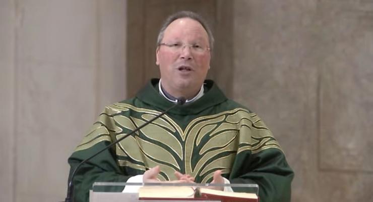Confiança em Deus e fraternidade cristã apresentadas como respostas ao sofrimento humano