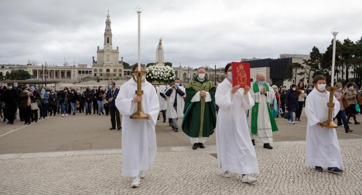 Vida dos Santos Pastorinhos apresentado como “elucidativo exemplo” da confiança em Deus