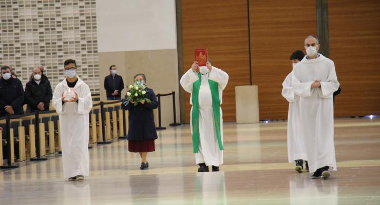 Palavra de Deus tem um efeito transformador na vida de quem a acolhe, afirma o reitor do Santuário