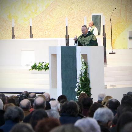 Reitor desafia peregrinos a deixarem-se “maravilhar pela Palavra de Deus”
