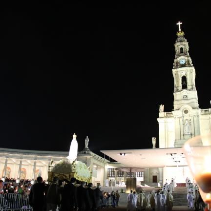 Fátima favorece a experiência comunitária da Igreja, diz D. António Augusto Azevedo