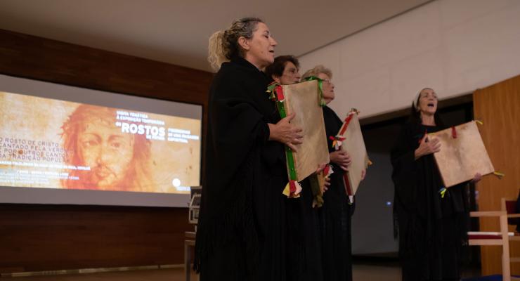 Visita temática mostrou rosto de Cristo pelo canto de Verónica