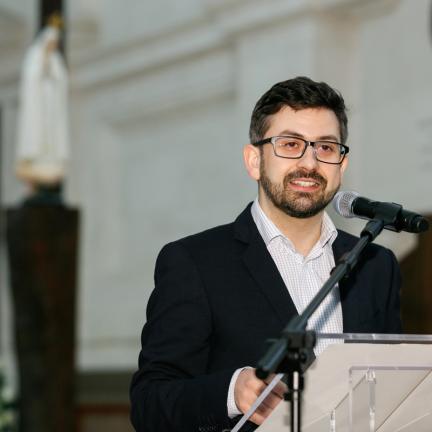“(Fátima) é acontecimento que brota do amor misericordioso de Deus”