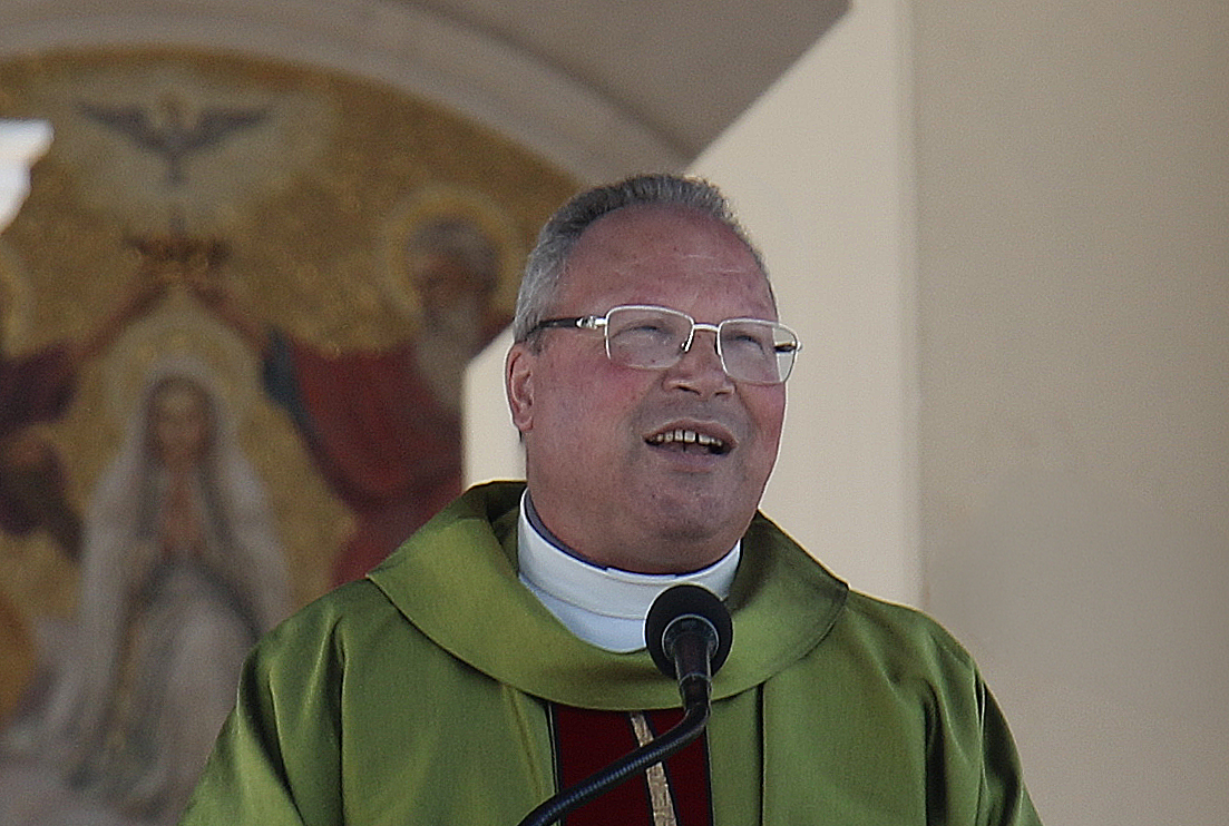 padre-carlos-cabecinhas-14-junho-2026-1.png