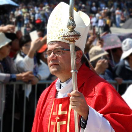 D. José Cordeiro sublinha a centralidade de Maria no mistério do Pentecostes