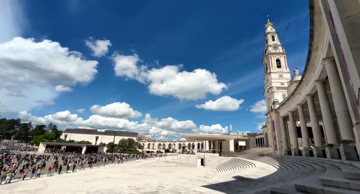 “Oração, escuta da Palavra, Eucaristia e fraternidade” apresentados como caminhos para a comunhão com Cristo