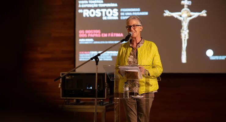 “Os rostos dos Papas carregam as circunstâncias das suas vidas”, lembrou Aura Miguel