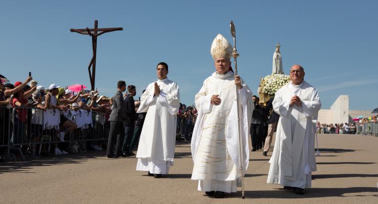 Dialogue is the only path to peace, Archbishop Edgar Peña Parra says