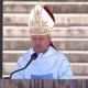 “O que vivemos hoje é um problema humano” refere arcebispo Peña Parra