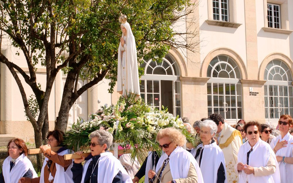imagem-peregrina-numero-dez-de-nossa-senhora-do-rosario-de-fatima-em-tomar-diocese-de-santarem.png