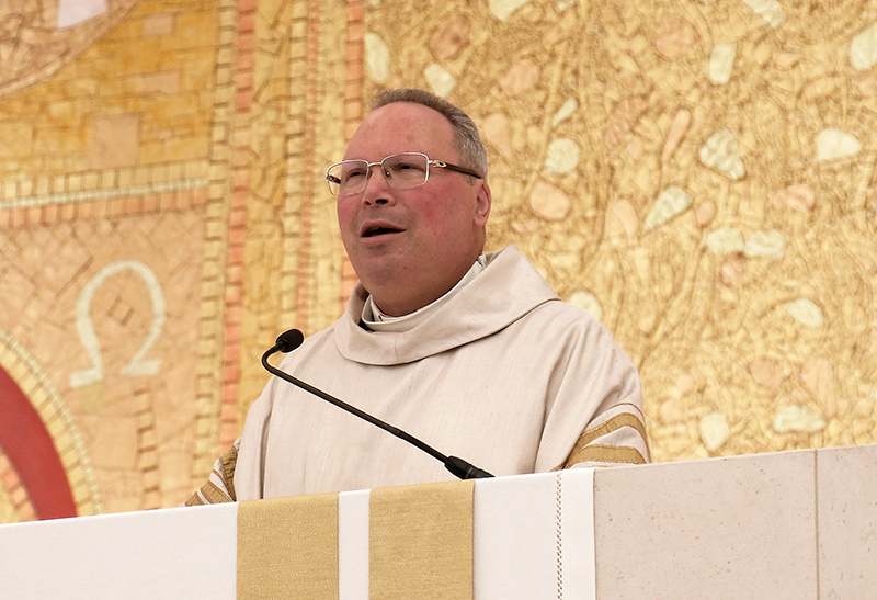 reitor-santuario-de-fatima-missa-7-5-2025.png