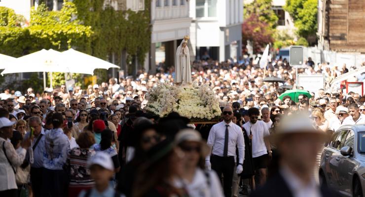 Virgem Peregrina de Fátima na Suíça pela primeira vez