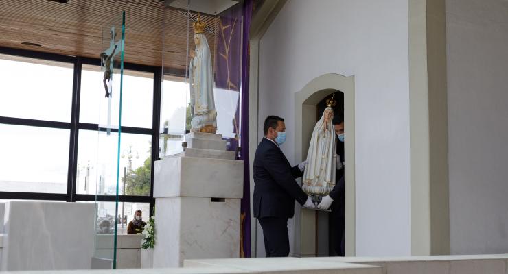 La statue n° 13 de la Vierge pèlerine de Fatima part pour l’Ukraine en tant que « messagère de paix »