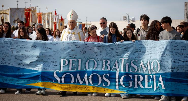 Diocese de Leiria-Fátima veio à Cova da Iria lembrar a importância do Batismo