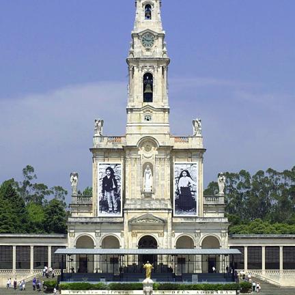 Basílica de Nossa Senhora do Rosário de Fátima