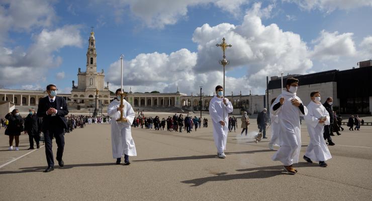 Peregrinos de Fátima convidados a rezar pela Paz na Ucrânia, pelo Papa Francisco e por D. José Ornelas