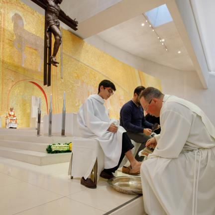 A comunhão com Cristo pressupõe o serviço ao outro, diz reitor do Santuário