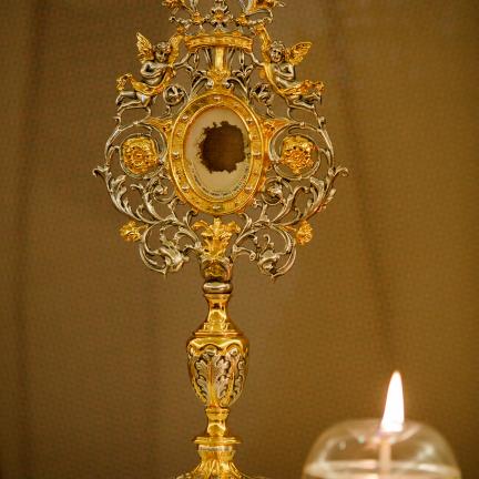 Santuário de Fátima acolhe hoje e amanhã relíquia de São João Paulo II