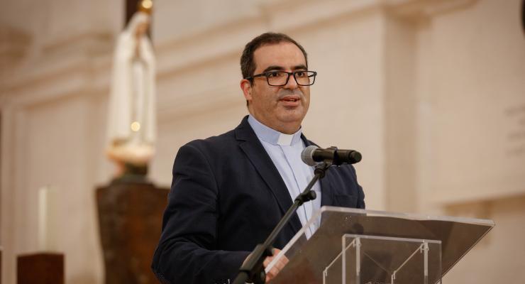 “A Igreja deve ser um local onde todos possam ser acolhidos, sem julgamentos”, afirma o padre Ricardo Freire