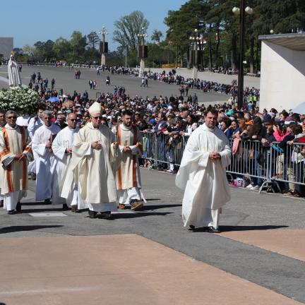 Bispo coadjutor de Beja exorta acólitos a serem “perseverantes” na oração tal como os pastorinhos
