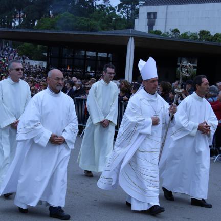 D. José Avelino Bettencourt preside à Missa dominical em Fátima antes de partir para a sua primeira missão como Núncio Apostólico da Santa Sé