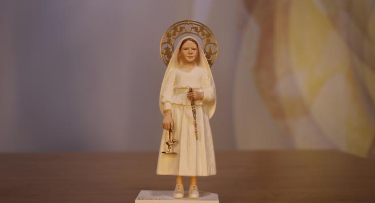 Santuário lança réplica da escultura de Santa Jacinta Marto