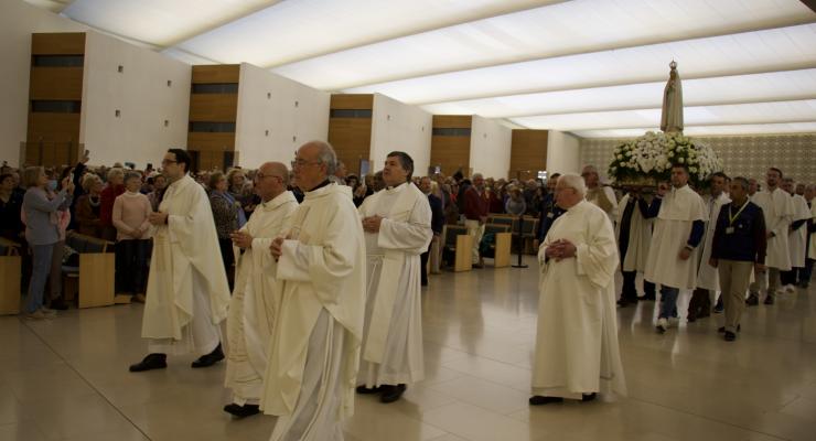 Santuário de Fátima celebra Dia Mundial dos Pobres e o aniversário da Dedicação da Basílica da Santíssima Trindade