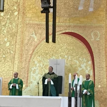 Reitor do Santuário de Fátima pede prioridade para uma felicidade assente no exemplo de Jesus