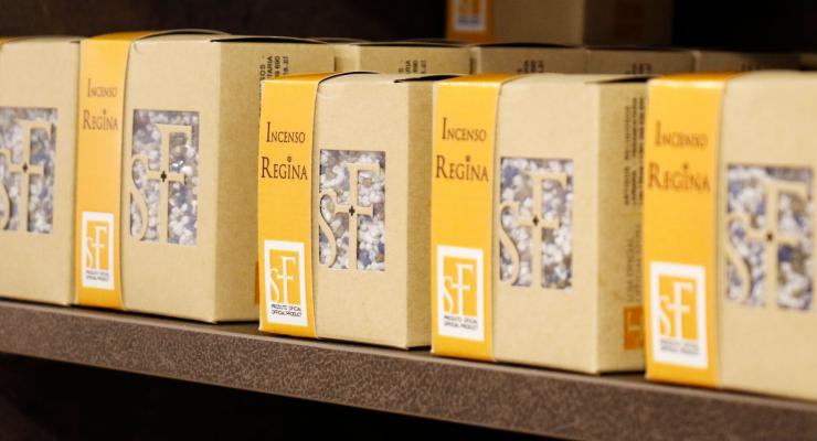 Santuário investe na criação de produtos oficiais com selo de qualidade