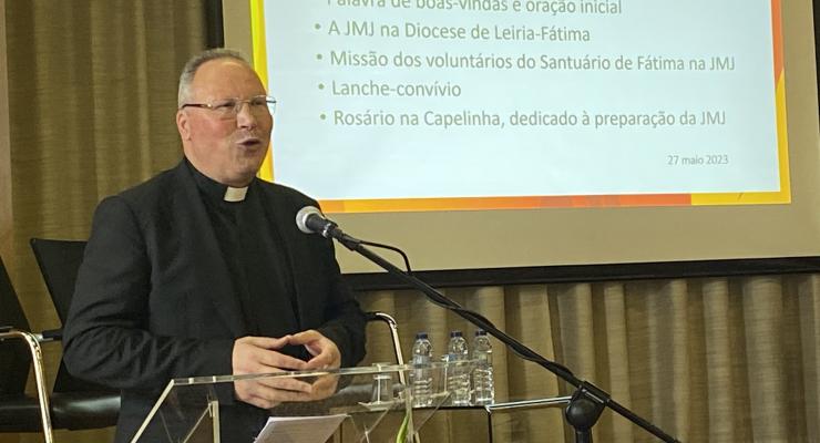 Os voluntários "dão rosto ao Santuário", afirma Reitor