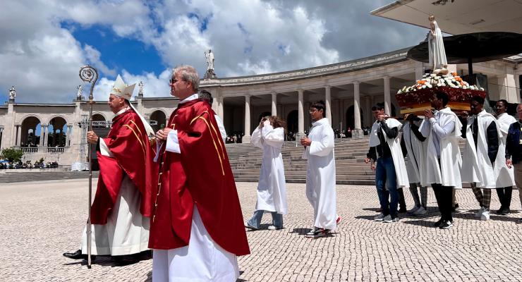 Cardeal D. Ángel Fernández Artime propôs na homilia de Pentecostes "Espírito da unidade e da verdade"