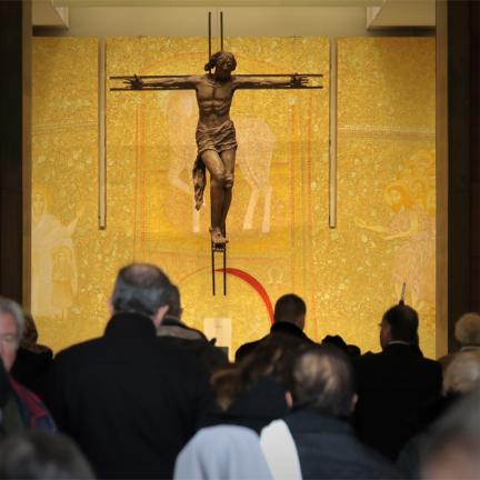 Reitor do Santuário apela à atenção pelos que “são presença real de Jesus no meio de nós”