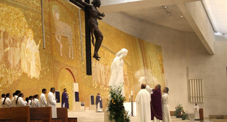 Comemoração dos Fiéis Defuntos: “dia de esperança, gratidão e comunhão”