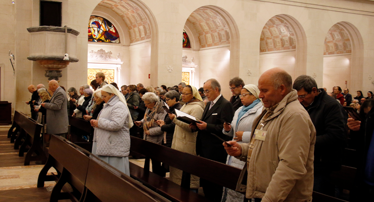 Voluntários do Santuário de Fátima fizeram compromisso ao serviço de Maria e dos peregrinos