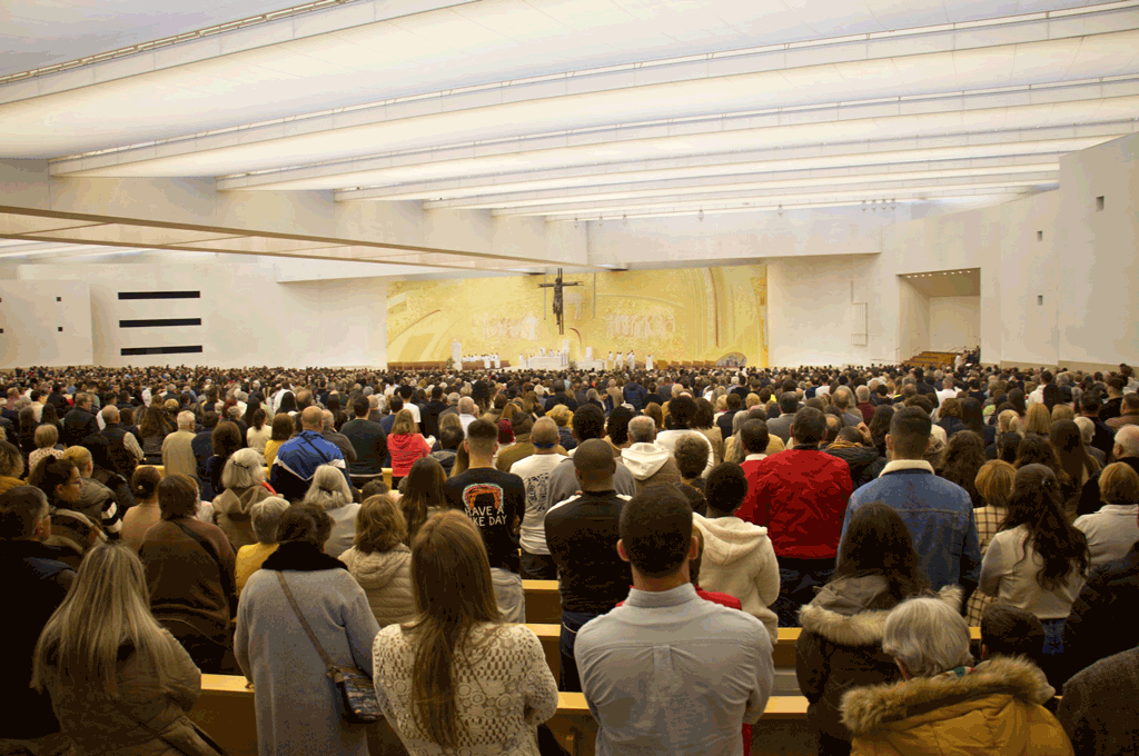 santuario-de-fatima-dia-9-novembro-2025-basilica-da-santissima-trindade.png