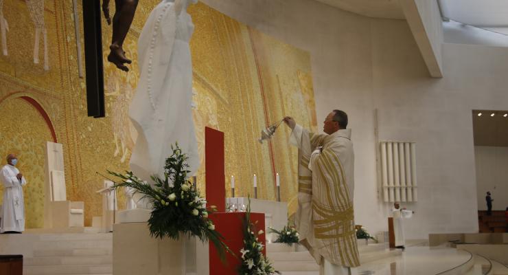 “Em cada um dos santos e das santas encontramos os traços do rosto de Cristo”, considera o Pe. Carlos Cabecinhas