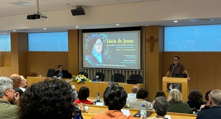 Lúcia de Jesus: uma vida dedicada à Igreja e ao mundo